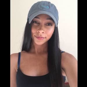 Meet your Posher, Alexis